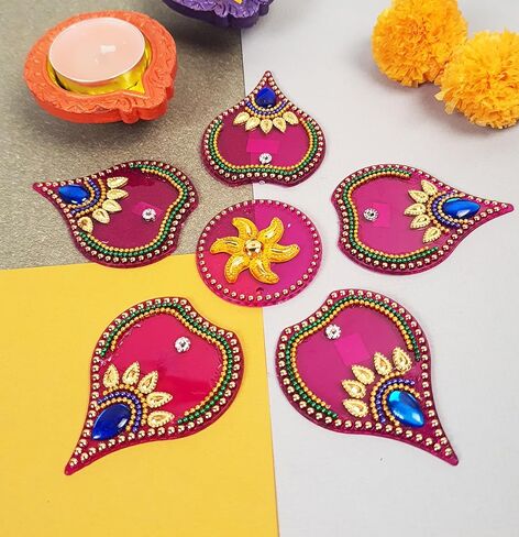 ديكورات أرضية Diwali Rangoli مصنوعة يدويًا من الأكريليك باللون الوردي لتزيين الطاولة وأحجار مرصعة بالترتر والديكور التقليدي لباب المنزل | ملصقات الحائط الأرضية RV-026 in Kuwait