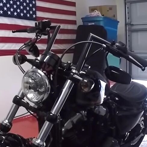 Motorcycle Handlebar 2.5" Rise 1 Inch Ape Hanger 25.4mm Bars for Harley Sportster Softail Dyna For Yamaha Suzuki Kawasaki Chopper Cruisers Bobber Cafe Racer custom Bike in Kuwait