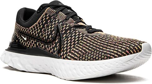 Nike Men's Sneaker in Kuwait