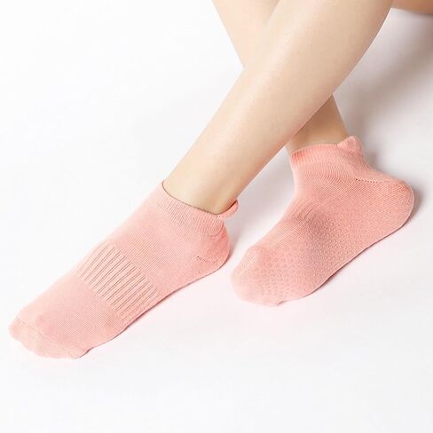 Women Non Slip Grip Ankle Socks with Anti-Skid Soles Cushioned for Yoga, Pilates, Barre,Hospital, Home, Walking in Saudi Arabia