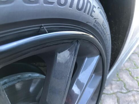 Rim Protector Kit - Red - Alloy Wheel Rim Guard - Set of 4 Rim Protectors Easy to Install in Saudi Arabia