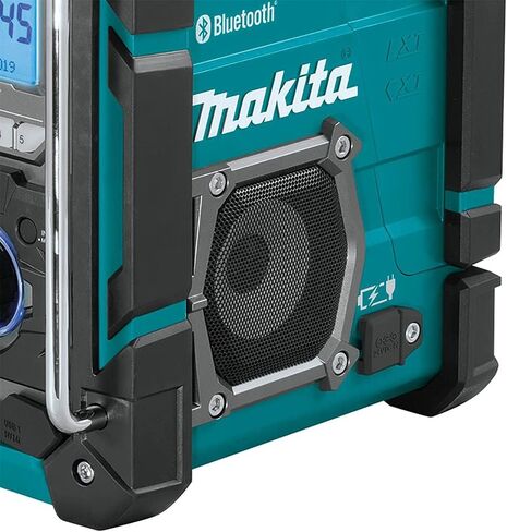Makita XRM10 18V LXT® / 12V max CXT® Lithium-Ion Cordless Bluetooth® Job Site Charger/Radio, Tool Only in Kuwait