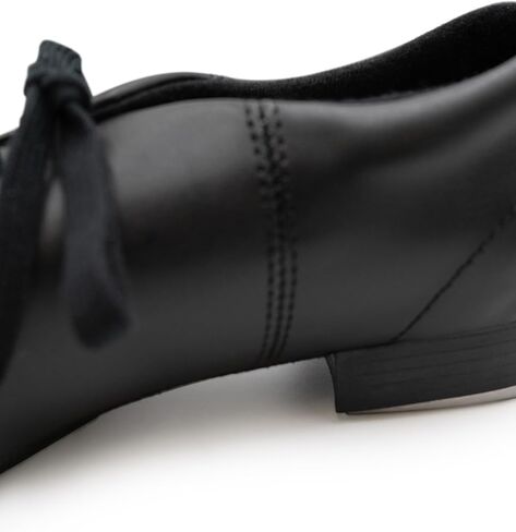 حذاء نسائي من Capezio CG17، أسود أسود أسود in Kuwait