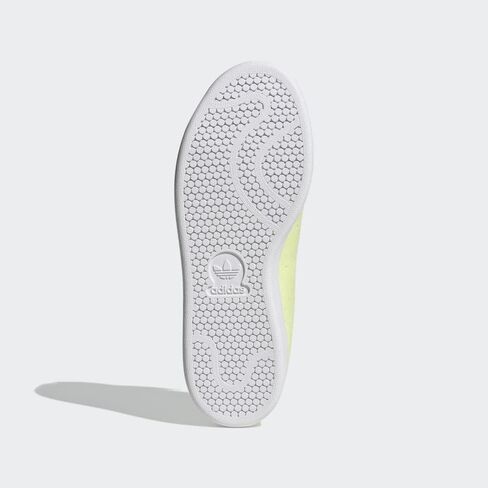 adidas Originals Women's Ligra 6 Volleyball Shoe in Kuwait