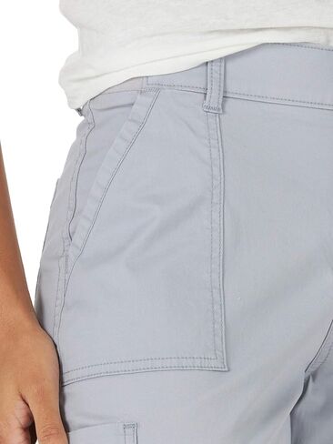 Lee Women's Flex-to-go 9" Cargo Bermuda Short in Saudi Arabia