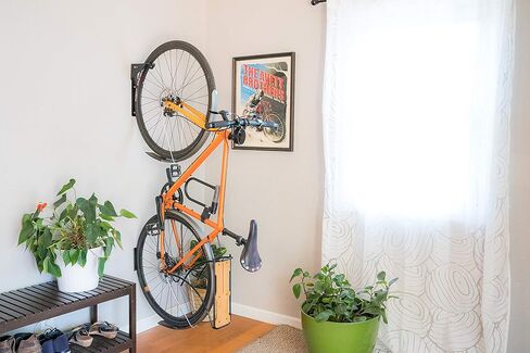 بورتلاند ديزاين وركس | شماعة تخزين على الحائط للتعليق على الحائط مع صينية للعجلة الخلفية، باللون الأسود in Kuwait