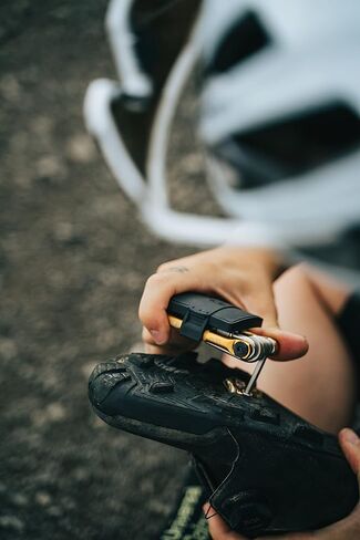 أداة كرانك براذرز M13 - ذهبي، مقاس واحد in Kuwait