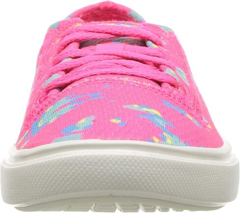 حذاء رياضي نسائي من Under Armour مطبوع عليه عبارة "Pre School Kickit2" in Kuwait