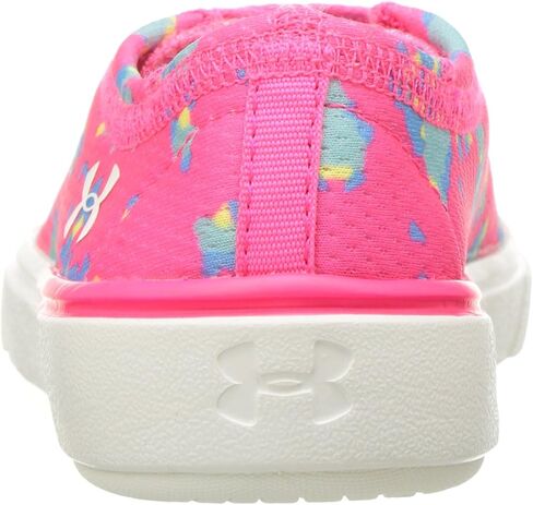 حذاء رياضي نسائي من Under Armour مطبوع عليه عبارة "Pre School Kickit2" in Kuwait