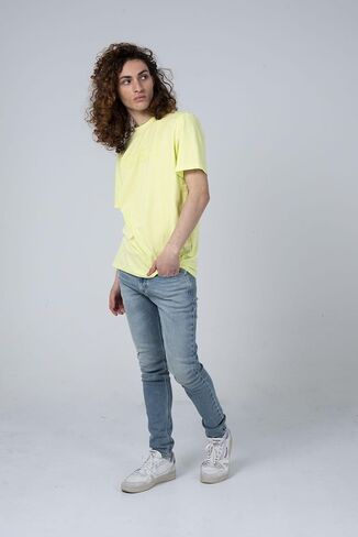 تي شيرت Eco Alphy للرجال من GUESS، أسود داكن A996، XXL in Kuwait