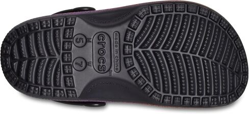Crocs Unisex Classic Disney Hocus Pocus Clog, Halloween Glitter, 7 US Women in Saudi Arabia