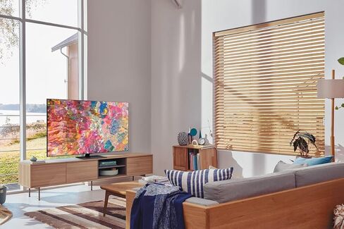 SAMSUNG 65-Inch Class QLED Q80B Series - 4K UHD Direct Full Array Quantum HDR 8X Smart TV with Alexa Built-in (QN65Q80BAFXZA, 2022 Model) in Kuwait