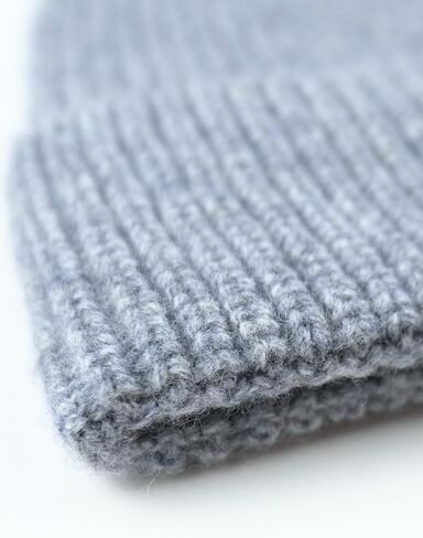 100% Merino Wool Ribbed Knit Beanie Cap, Warm Winter Hat, Unisex for Men and Women in Saudi Arabia