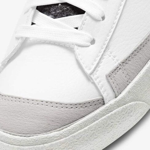 Nike Womens Blazer Mid 77 CZ4627 100 LX White - Size 7W in Saudi Arabia