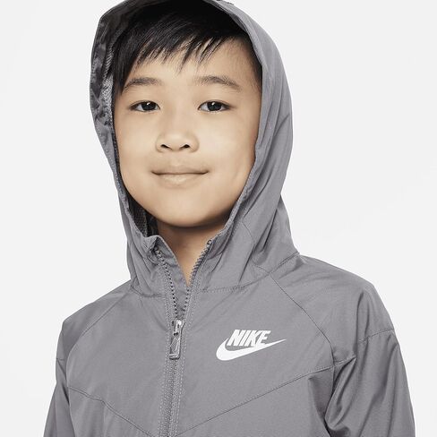 Nike NSW Windrunner (Big Kids) in Saudi Arabia