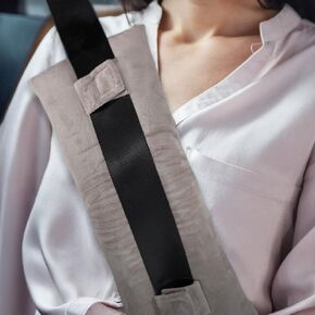 Seatbelt Pillow for Post-Surgery Comfort - Plush, Supportive Cushion for Chest & Abdominal Surgery Recovery