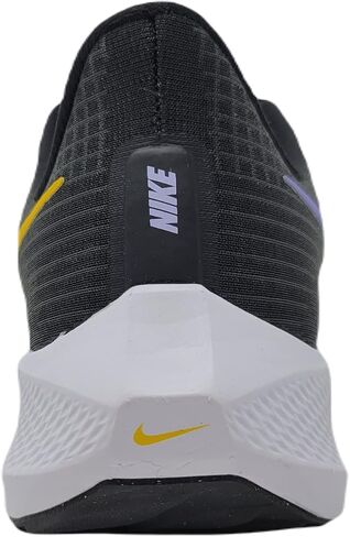 حذاء Nike Air Zoom Pegasus 39 للسيدات، أسود/أبيض-أسود، 9.5 in Saudi Arabia