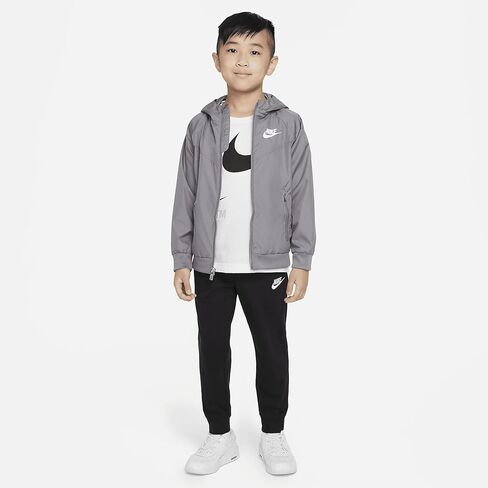 Nike NSW Windrunner (Big Kids) in Saudi Arabia