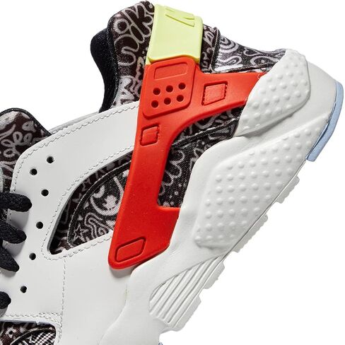 نايك هواراتشي رن (الطفل الكبير) in Kuwait