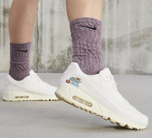 Nike Womens W AIR MAX 90 DJ5415 400 - Size 6.5W in Saudi Arabia