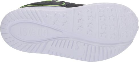 Nike Unisex-Kid's Star Runner 2 Grade School Running Shoe, Active Fuchsia/Metallic Silver-Black-White, 5Y Regular US Big Kid in Saudi Arabia