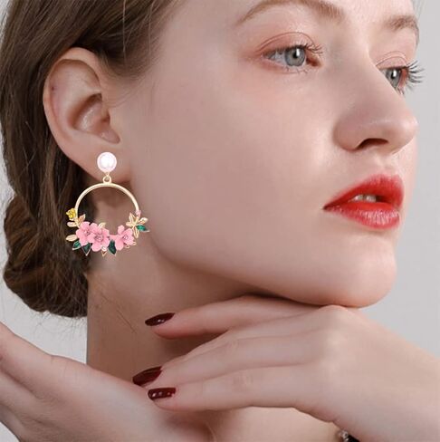 Lakiyoyo Pink Flower Flower أقراط للنساء اللطيفات اللؤلؤة الدائرية للأقراط الخيالية البيان الصيفي المنعش الساحلي الأقراط in Kuwait