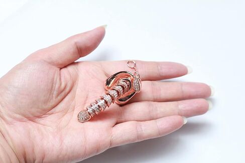 قلادة مضحكة Vrogadso قلادة مضحكة بما في ذلك سلسلة 21.8 بوصة و 1 بوصة قلادة in Kuwait