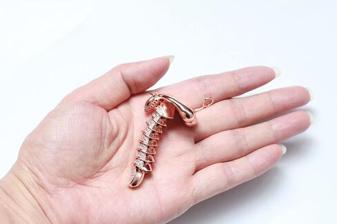 قلادة مضحكة Vrogadso قلادة مضحكة بما في ذلك سلسلة 21.8 بوصة و 1 بوصة قلادة in Kuwait