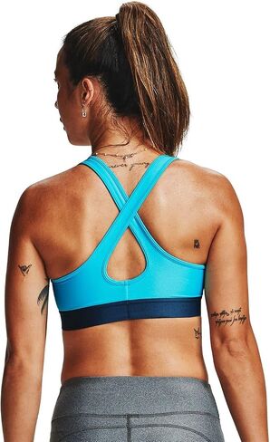 حمالة صدر رياضية من Under Armour Women's Heatgear Armour متوسطة التأثير مع حمالة صدر 1307200 in Saudi Arabia
