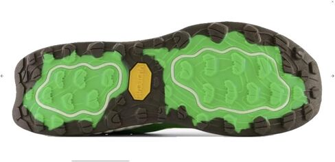 New Balance Men's Accelerate 5 Inch Short, Thunder, Medium in Kuwait