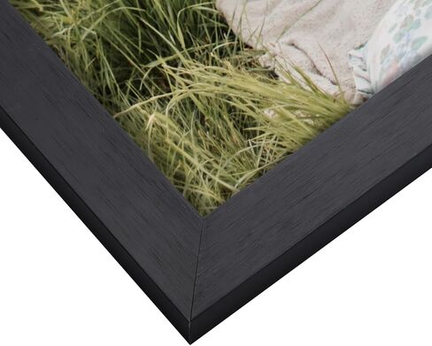 Lavezee 24x36 Poster Frames Set, Black Picture Frame Made to Display 24 by 36 Inch Photo Prints for Wall Decor, 6 Pack in Kuwait