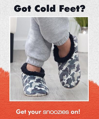 Snoozies mens slippers منقوشة داخلية ، أو سلك ، أو كامو ، و sherpa slippers slippers slippers socks non-skid ، والرجال ، والهدايا الذكور الهدايا in Saudi Arabia