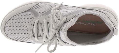 حذاء رياضي نسائي كلاسيكي مجاني من Skechers Sport in Saudi Arabia