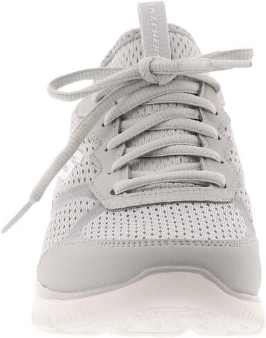 حذاء رياضي نسائي كلاسيكي مجاني من Skechers Sport in Saudi Arabia