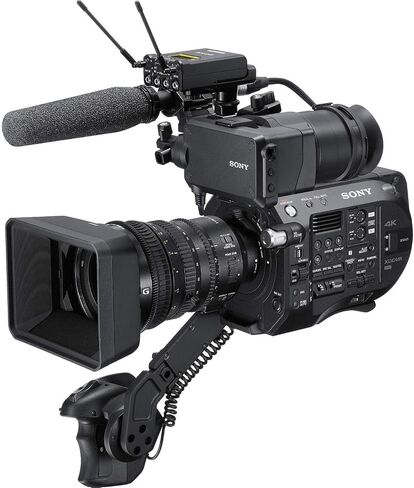 Sony PXW-FS7M2 4K XDCAM Super 35 Camcorder Kit with 18-110mm Zoom Lens Professional Camcorder, Black (PXWFS7M2K) in Saudi Arabia