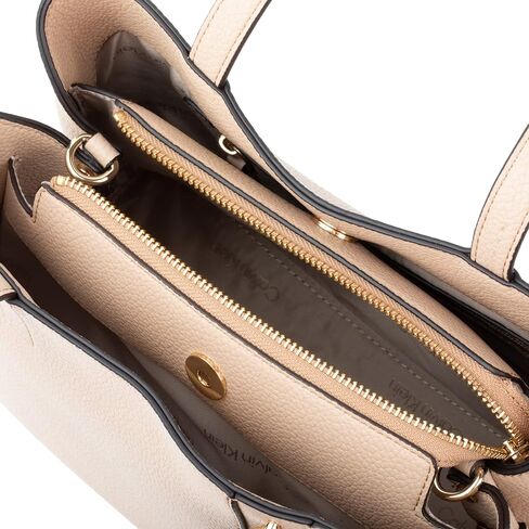 حقيبة كالفن كلاين أديلين ثلاثية المقصورات، أسود/فضي in Kuwait