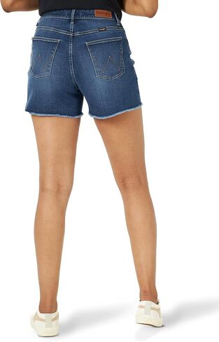 شورت جينز قصير للنساء من Wrangler مقاس 4 بوصات Fray Jean in Saudi Arabia
