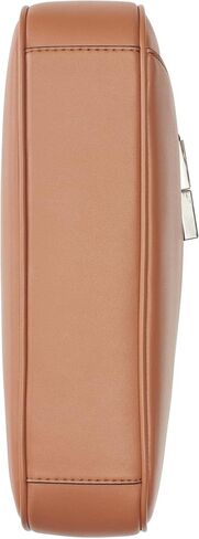 حقيبة كتف بسحاب علوي من حجر اليشم للسيدات من كالفن كلاين بتصميم حجر اليشم الأعلى حقيبة كتف بسحاب in Kuwait