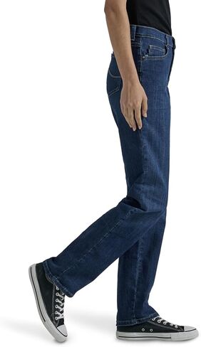 Lee Women's Relaxed Fit Straight Leg Jean, Authentic Nordic, 20 Short in Saudi Arabia