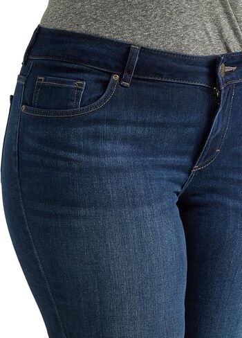 Lee Women's Size Regular Fit Straight Leg Jean, Nightshade, 20 Plus in Saudi Arabia