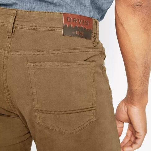 Orvis Men's 5-Pocket Stretch Twill Pants in Saudi Arabia