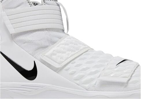 Nike Men's Force Savage Elite 2 Football Cleats in Saudi Arabia