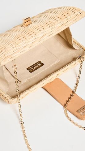 Lou Clutch النسائية in Saudi Arabia