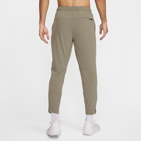 Nike Men's Dri-fit Unlimited Tapered Pants in Saudi Arabia