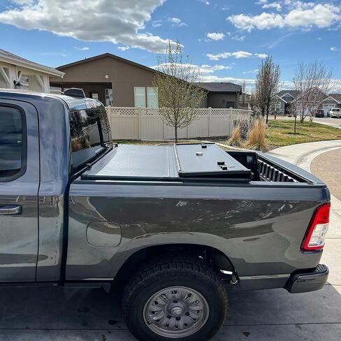 YITAMOTOR Hard Tri-fold Truck Bed Tonneau Cover Compatible with 2022 2023 2024 2025 Ford Maverick | 4.5' (54") Bed in Saudi Arabia
