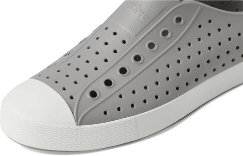 أحذية Native Shoes Jefferson Bling الرياضية للرجال والنساء - بطانة من مادة إيفا، ملابس تدوم طويلاً، تصميم خفيف الوزن، ونعل خارجي مطاطي Bling Disco Bling/Shell White للرجال 9، للنساء 11 متوسط in Saudi Arabia