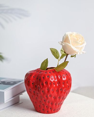 DN DECONATION Green Strawberry Vase, Ceramic Strawberry Vase for Lego Flowers, Decorative Cute Vase Cool Vase for Strawberry Party Home Decor in Saudi Arabia