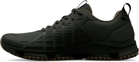 حذاء جري رجالي من Under Armour Micro G Strikefast in Saudi Arabia
