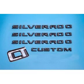 4pcs مجموعة تراكب شعارات الباب الخلفي الباب الخلفي شارة اللوحات المتوافقة مع 2019-2025 Silverado 1500 مخصص شعار مخصص (أسود غير لامع)