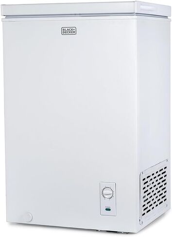 BLACK+DECKER 3.5 Cu. Ft. Chest Freezer, Holds up to 122 Lbs. of Frozen Food with Organizer Basket, BCFK356 in Kuwait